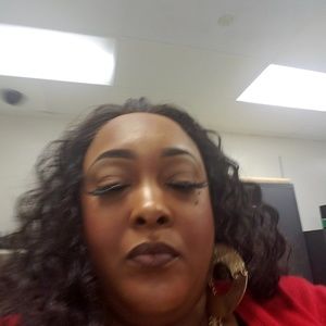 Meet your Posher, Dana